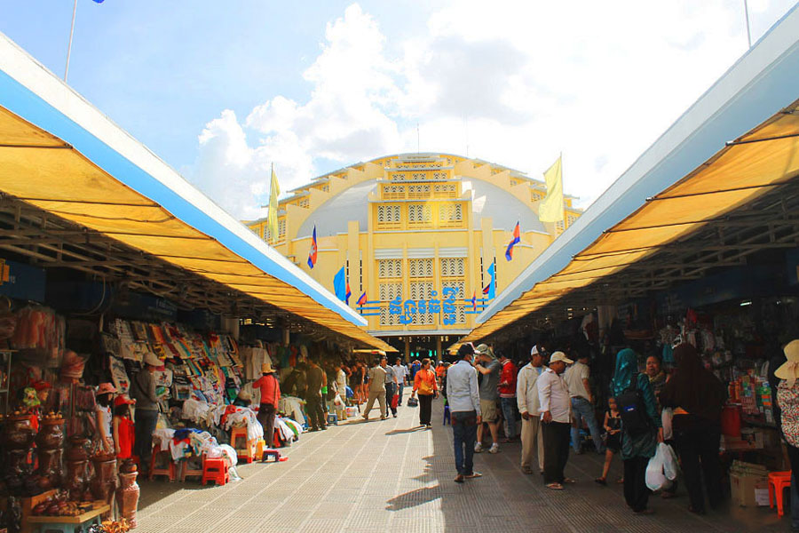 Shopping in Phnom Penh
